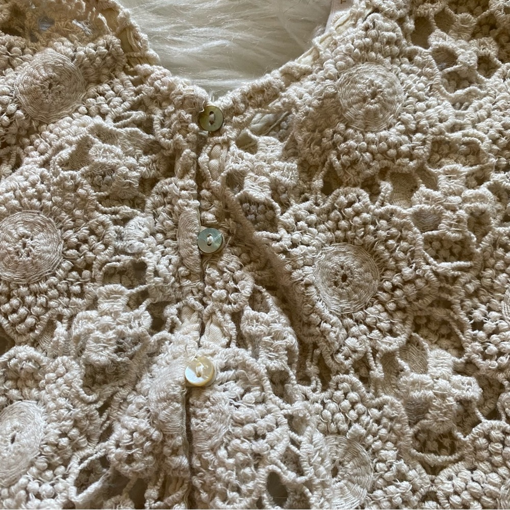 Zara Cream Crochet Floral Tank Top Size Medium - Picture 4 of 6